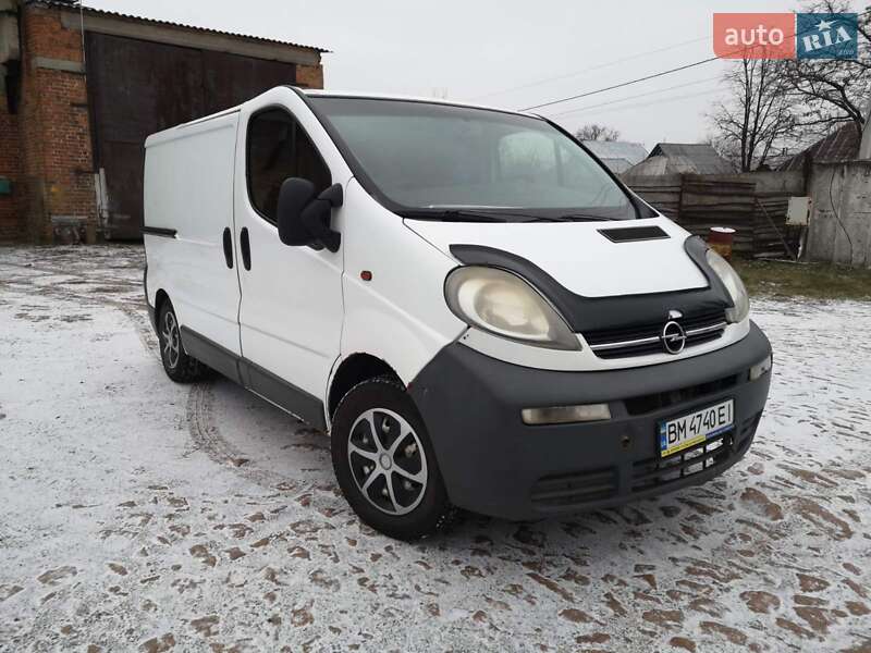 Вантажний фургон Opel Vivaro 2005 в Сумах