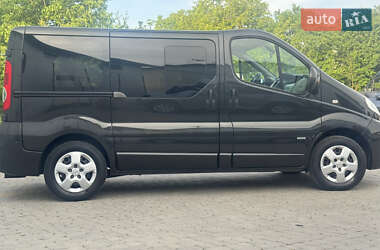 Мінівен Opel Vivaro 2013 в 