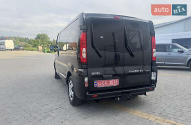 Мінівен Opel Vivaro 2013 в 
