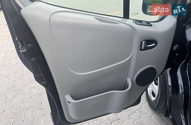 Мінівен Opel Vivaro 2013 в 