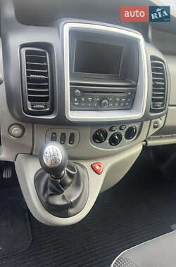 Мінівен Opel Vivaro 2013 в 