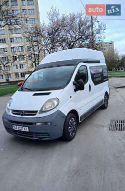 Минивэн Opel Vivaro 2003 в Киеве
