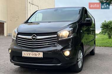 Минивэн Opel Vivaro 2016 в 