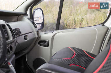 Мінівен Opel Vivaro 2005 в 