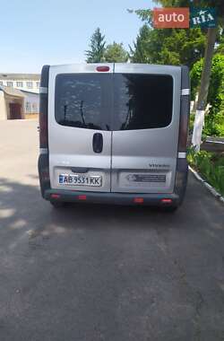 Минивэн Opel Vivaro 2003 в 