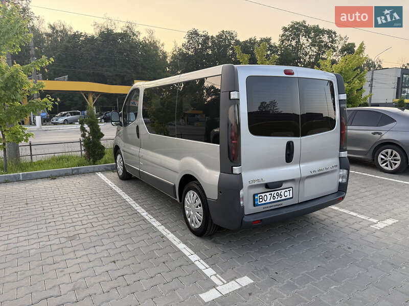 Минивэн Opel Vivaro 2006 в Тернополе