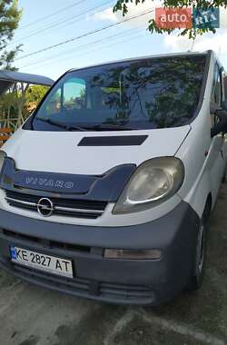 Мінівен Opel Vivaro 2003 в Дніпрі