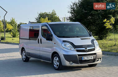 Мінівен Opel Vivaro 2012 в Здолбуніві