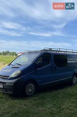 Мінівен Opel Vivaro 2003 в Чернівцях
