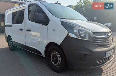 Грузовой фургон Opel Vivaro 2015 в Ровно
