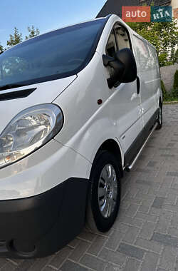 Грузовой фургон Opel Vivaro 2014 в 