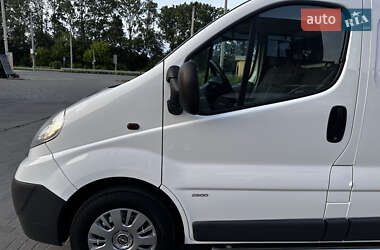 Грузовой фургон Opel Vivaro 2014 в 