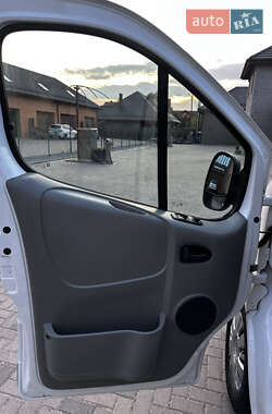 Грузовой фургон Opel Vivaro 2014 в 