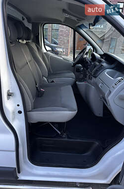 Грузовой фургон Opel Vivaro 2014 в 