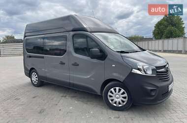 Мінівен Opel Vivaro 2017 в Сарнах