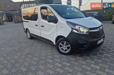 Минивэн Opel Vivaro 2016 в Черновцах