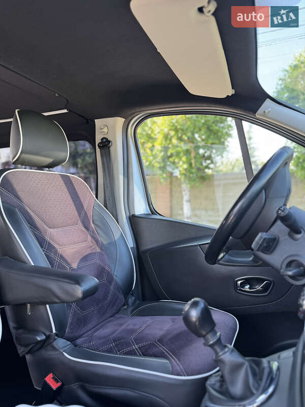 Минивэн Opel Vivaro 2018 в Киеве фото 24 Минивэн Opel Vivaro 2018 в Киеве