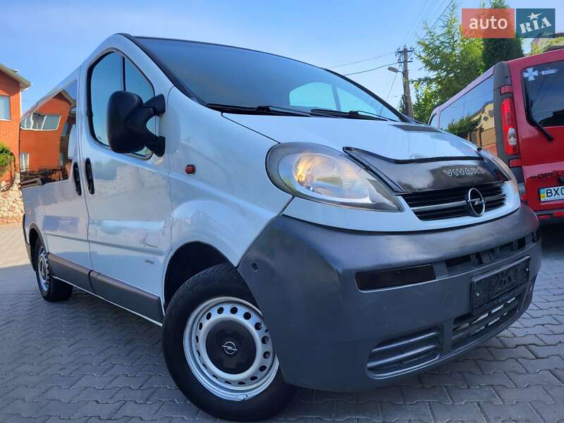 Мінівен Opel Vivaro 2002 в Хмельницькому