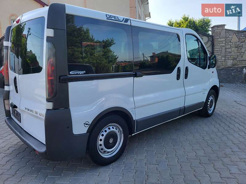 Мінівен Opel Vivaro 2002 в Хмельницькому