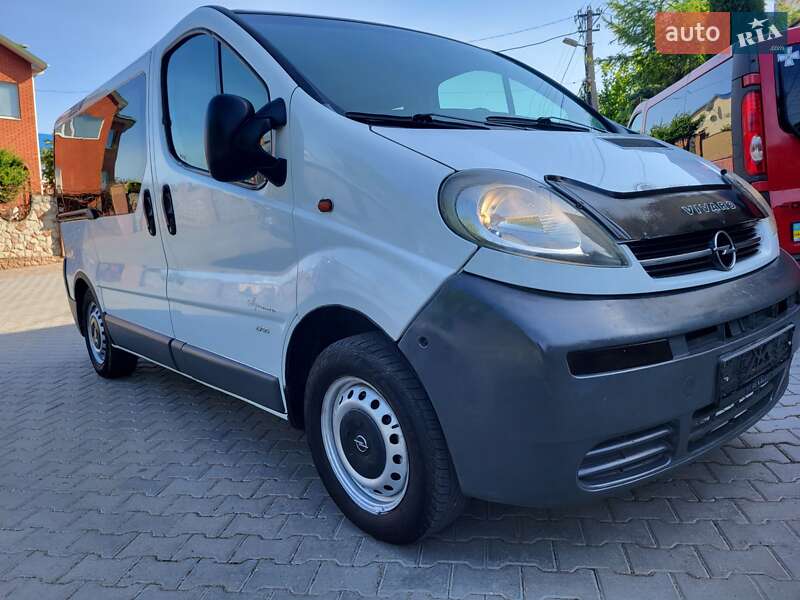 Мінівен Opel Vivaro 2002 в Хмельницькому