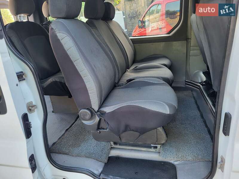 Мінівен Opel Vivaro 2002 в Хмельницькому