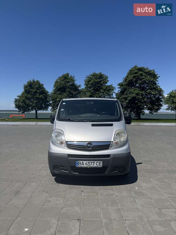 Минивэн Opel Vivaro 2014 в Светловодске фото 8 Минивэн Opel Vivaro 2014 в Светловодске