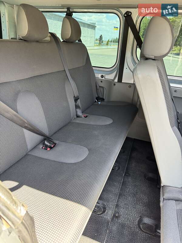 Минивэн Opel Vivaro 2014 в Светловодске фото 12 Минивэн Opel Vivaro 2014 в Светловодске