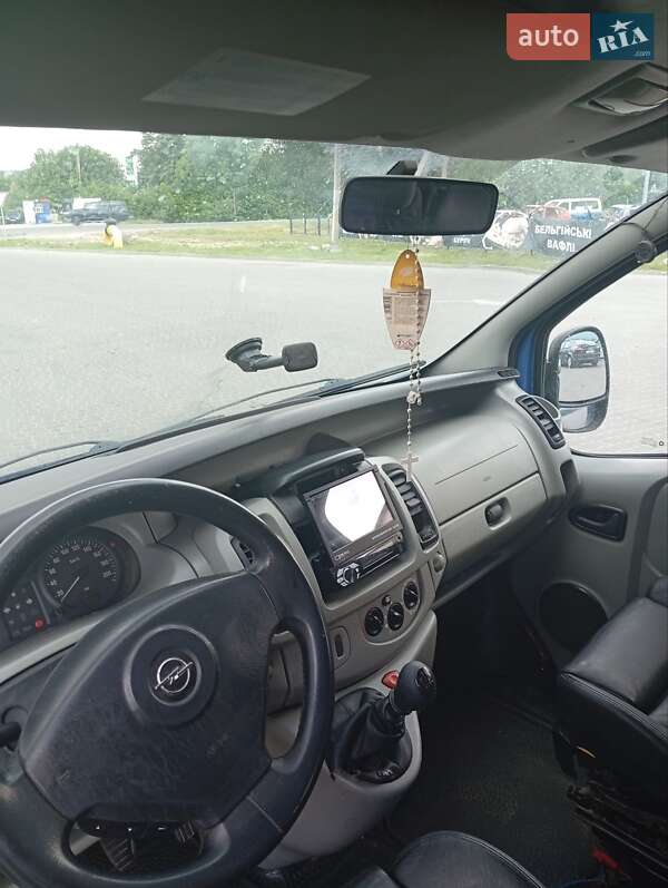 Минивэн Opel Vivaro 2001 в Львове