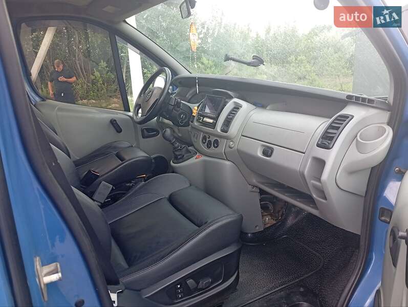 Минивэн Opel Vivaro 2001 в Львове