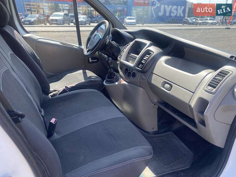 Інші вантажівки Opel Vivaro 2012 в Софіївській Борщагівці