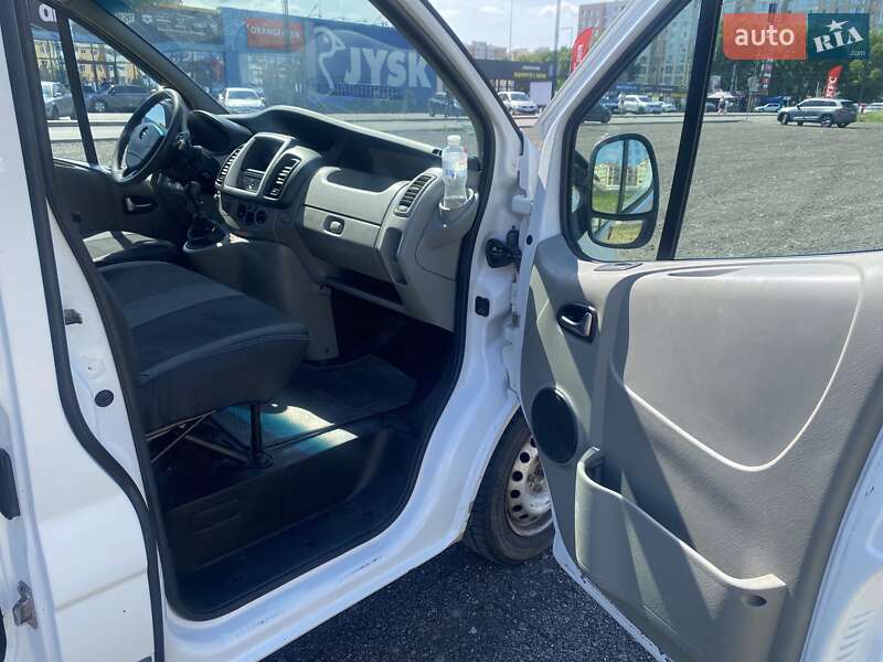 Інші вантажівки Opel Vivaro 2012 в Софіївській Борщагівці