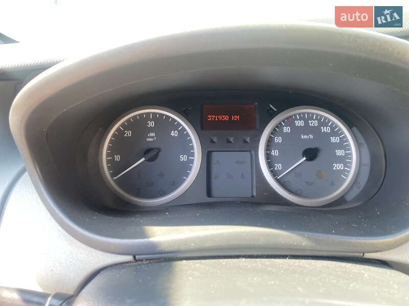 Інші вантажівки Opel Vivaro 2012 в Софіївській Борщагівці