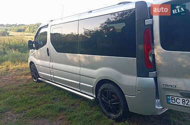 Мінівен Opel Vivaro 2011 в Мостиській