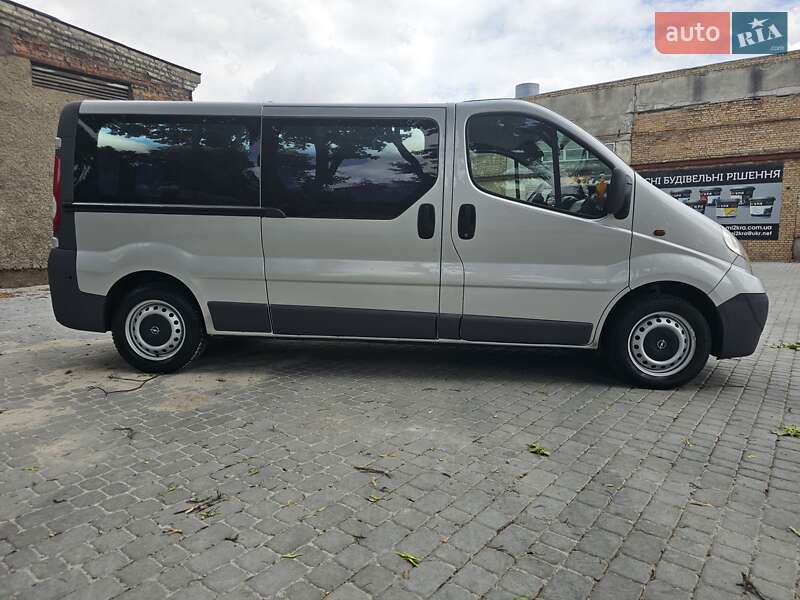 Мінівен Opel Vivaro 2009 в Івано-Франково
