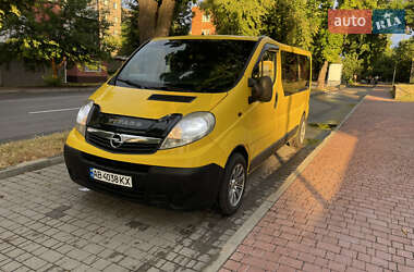 Минивэн Opel Vivaro 2009 в 