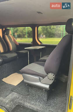 Минивэн Opel Vivaro 2009 в 