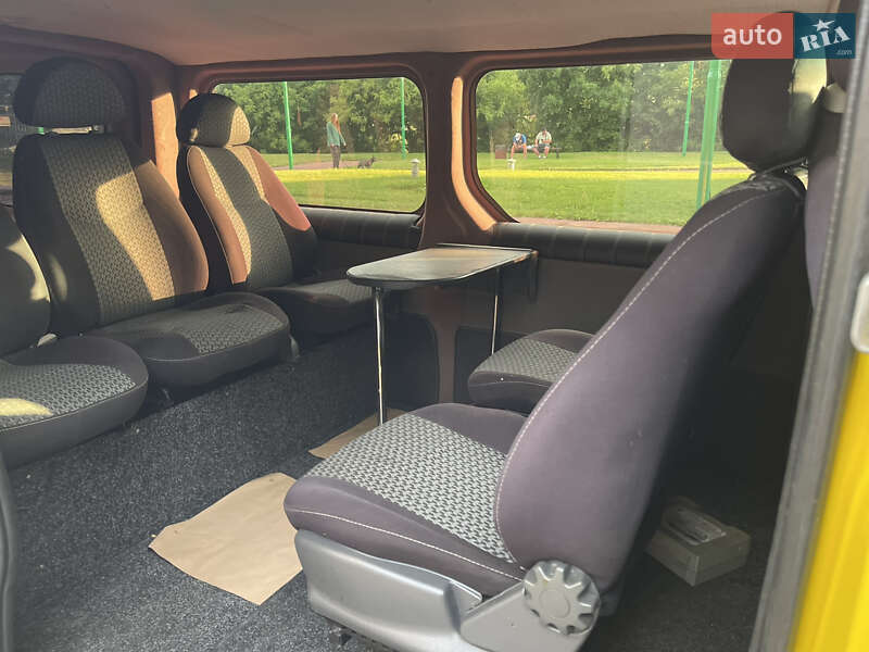 Минивэн Opel Vivaro 2009 в Могилев-Подольске