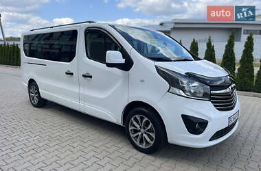 Мінівен Opel Vivaro 2017 в Чернівцях