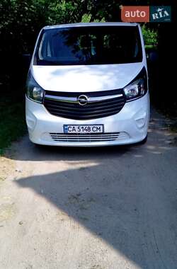Opel Vivaro 2015