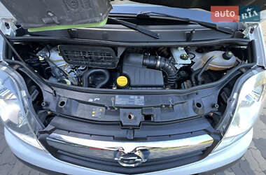 Вантажний фургон Opel Vivaro 2014 в 