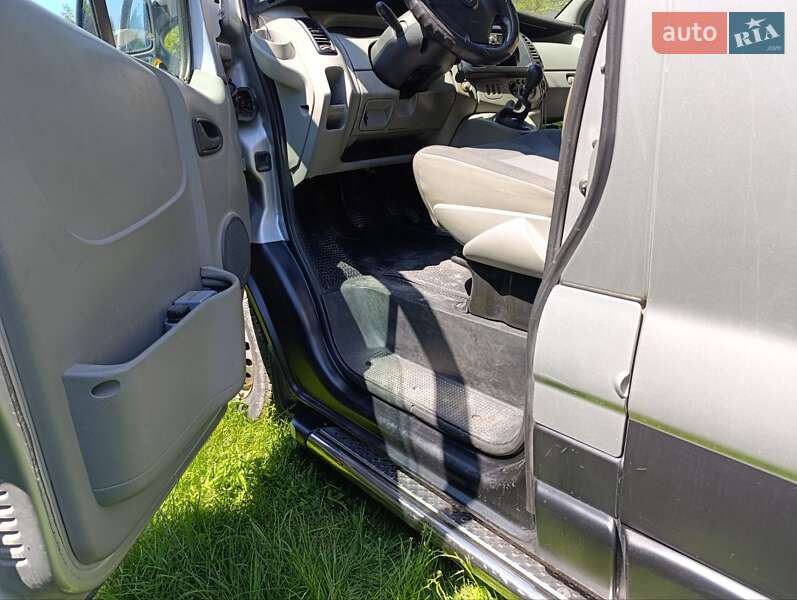 Минивэн Opel Vivaro 2008 в Львове