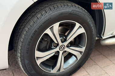 Мінівен Opel Vivaro 2015 в 