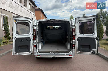 Мінівен Opel Vivaro 2015 в 