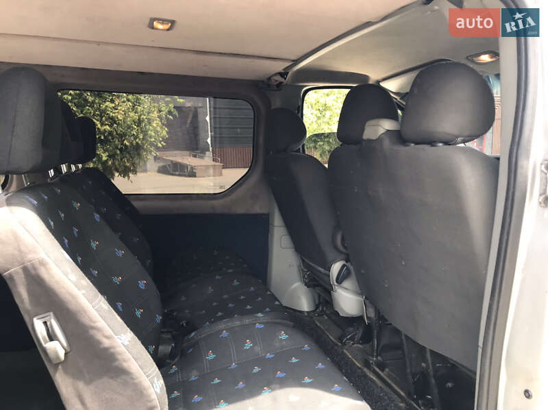 Минивэн Opel Vivaro 2006 в Луцке