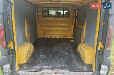 Грузовой фургон Opel Vivaro 2004 в 