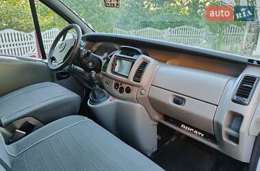 Минивэн Opel Vivaro 2002 в 