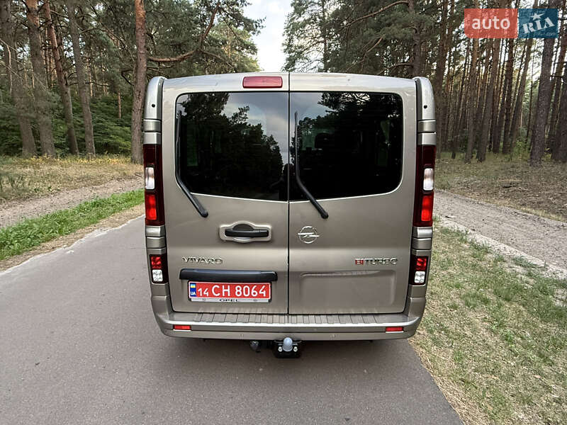Минивэн Opel Vivaro 2018 в Киеве