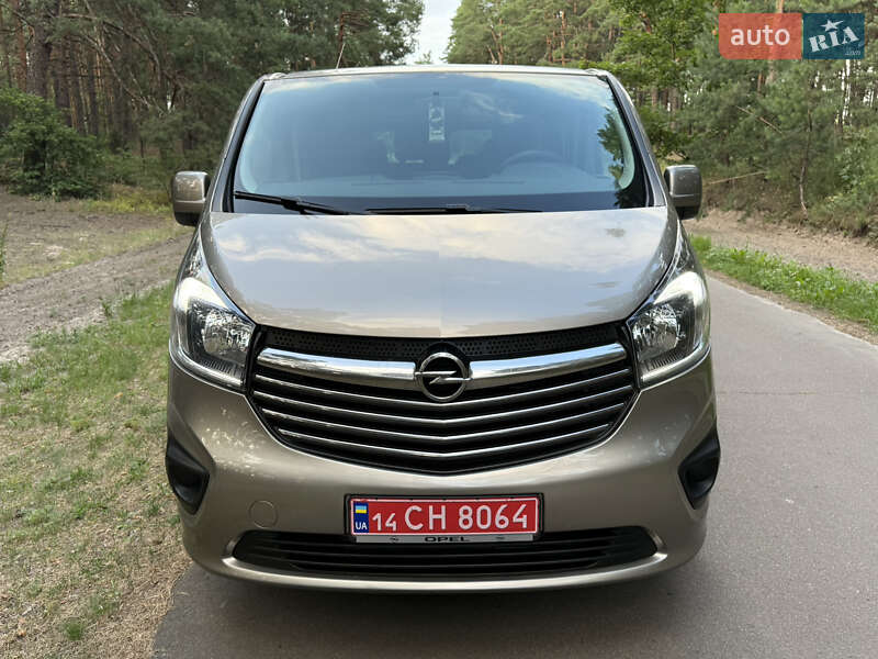 Минивэн Opel Vivaro 2018 в Киеве