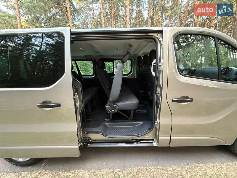 Минивэн Opel Vivaro 2018 в Киеве