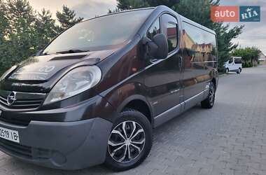 Минивэн Opel Vivaro 2007 в 